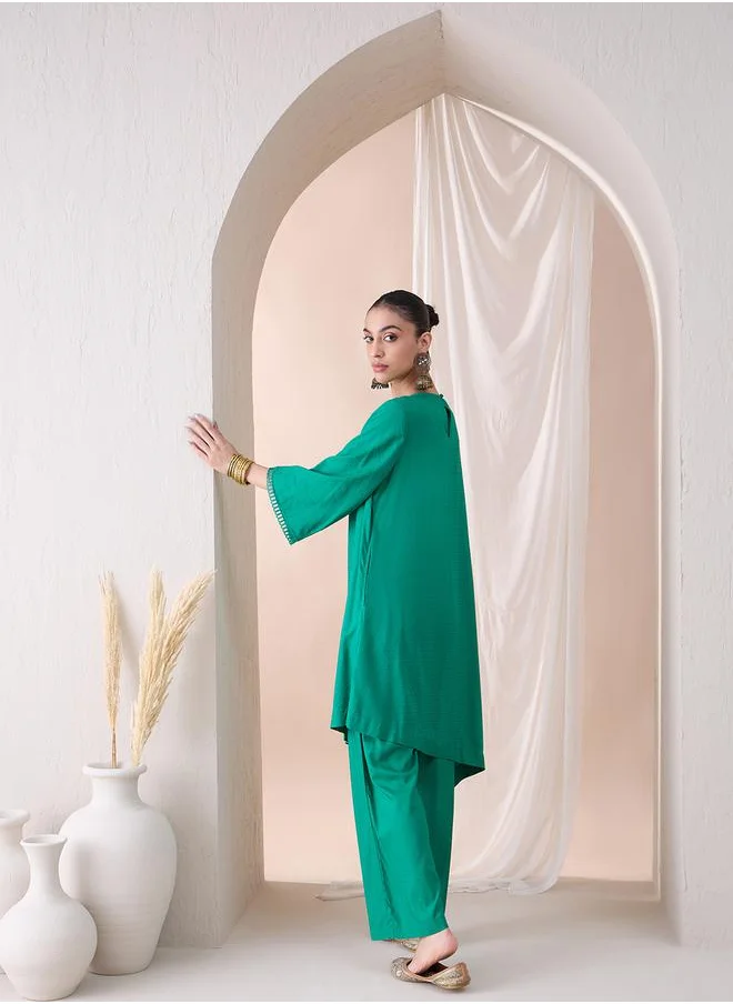 فيميلا Asymmetrical Hem Viscose Tunic with Straight Pant Co-Ords by Styli