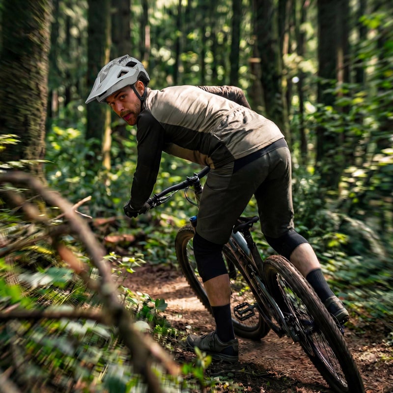 BATFOX Bike Helmet for Adult Men & Women - Adjustable Mountain & MTB & Road Bicycle Helmet (54-61cm) with Ultra-Light Ventilation - Image 4