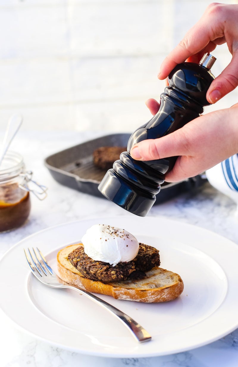 Master Class MasterClass Pepper Mill or Salt Grinder with Interchangeable Cap, Plastic, Black, - Image 2