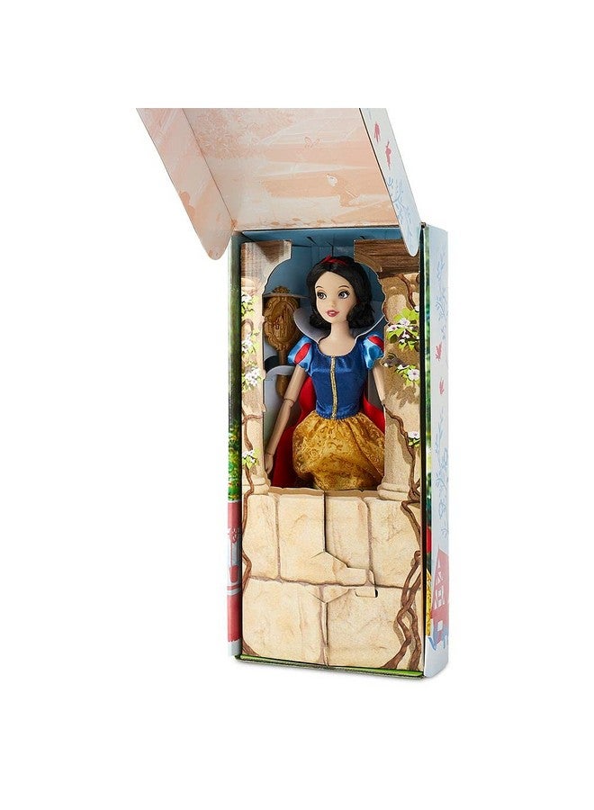 Disney store دميه الأميرات الكلاسيكية من ديزني ستور (سنو وايت)، 11 بوصة، تشمل فرشاة بتفاصيل مصبوبة، لعبة قابلة للتشكيل بالكامل بزي كلاسيكي - ألعاب الأميرات من ديزني للفتيات - Image 2