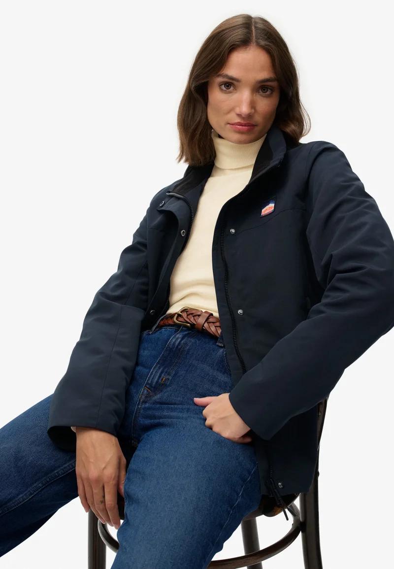 سوبر دراي جاكيت قشرة بدون غطاء رأس