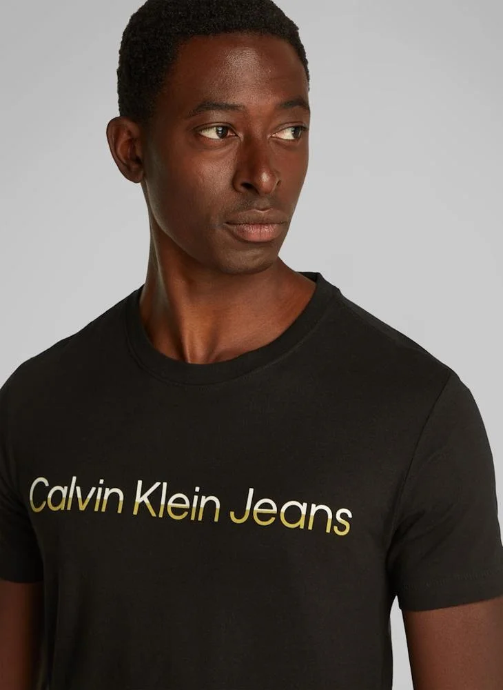 كالفن كلاين جينز Logo Print Crew Neck T-Shirt