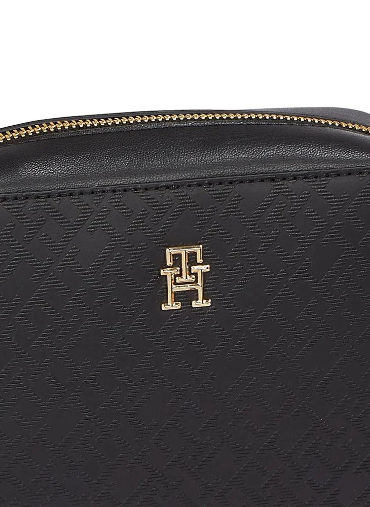 TOMMY HILFIGER CAMERA BAG