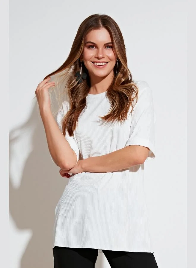 Lela Lela Oversize Crew Neck Blouse with Slit Detail Women's Blouse 5869000