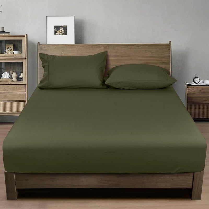 PHF شريحة سرير مريحة من القطن المغسول 100% بحجم كوين (150 سم × 200 سم)، شريحة قاع ناعمة من كوزي كلاود، جيب عميق 40 سم، سهلة التركيب وقابلة للتنفس، زيتون أخضر - Image 1