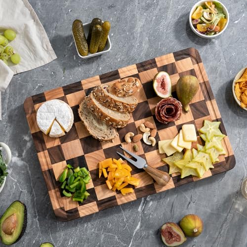 FYCTIO Checkered Cutting Boards for Kitchen, Acacia Wooden Chopping Board with Juice Grooves & Handles, 1.4" Thickened Butcher Block for Meat, Vegetables and Fruits with Gift Box, 1.4" x "16" x 11" - Image 5