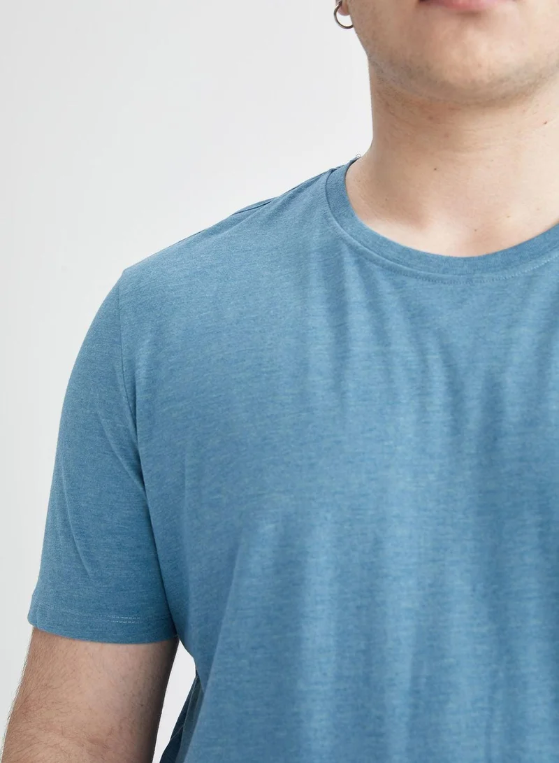 DeFacto  Essential Crew Neck T-Shirt for Men | Best Price UAE