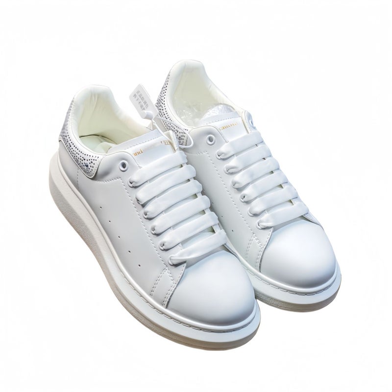 Classic White Unisex Couple Sneakers with 5cm Hidden Height Increase - Casual Low-Top Shoes for Men and Women