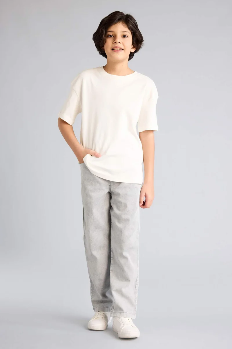 ديفاكتو Boy Jeans