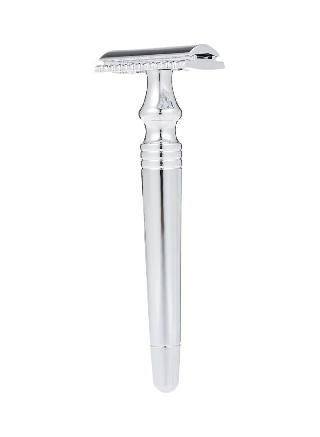 شفرة حلاقة بحدّين فضي