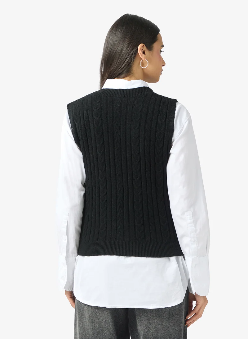 ايلا سترة صوفية محبوكة