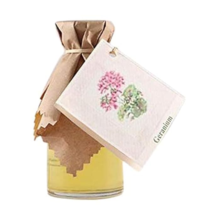 Nefertari Sweet Almond Oil With Essential Oil of Geranium, 125 ml