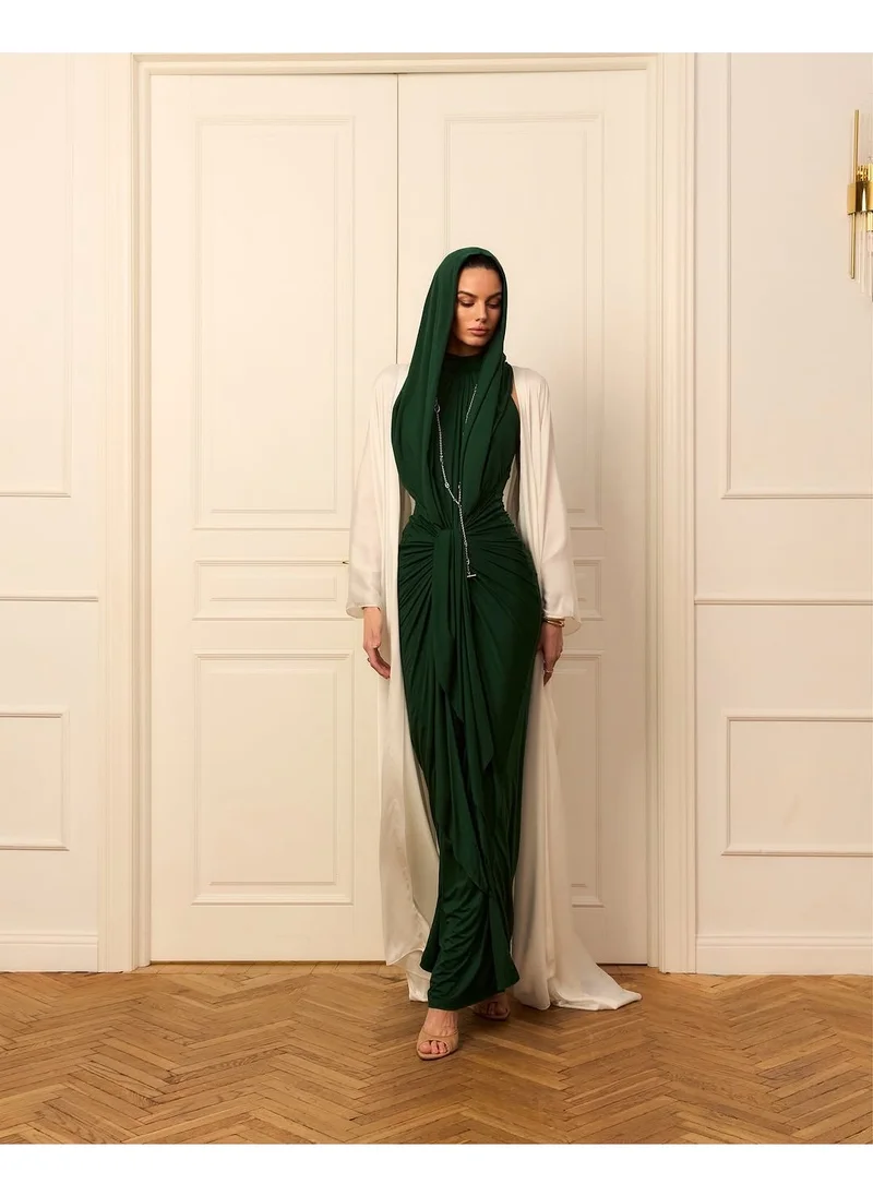 Esmira Usdabaeva Abaya SILK