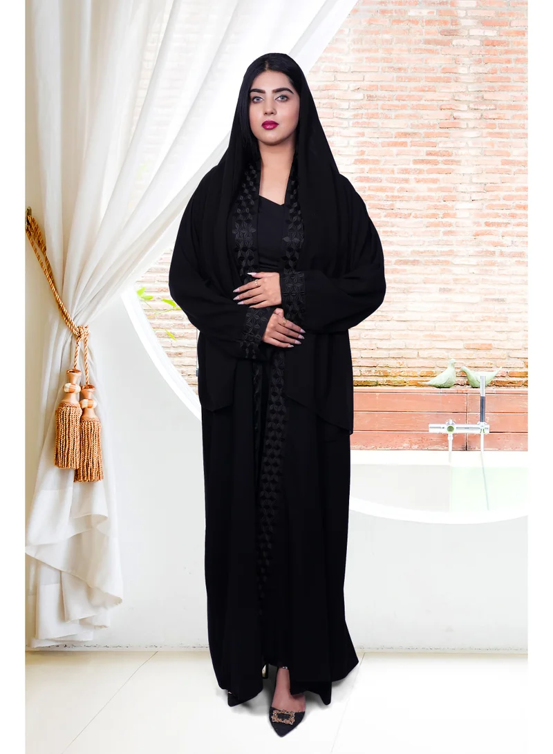 فاشون لاين Abaya Black Embroidered work