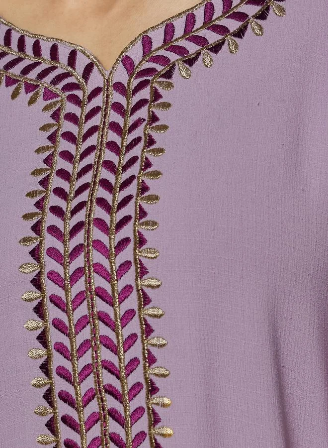 Styli Styli Embroidered Trim Textured Jalabiya