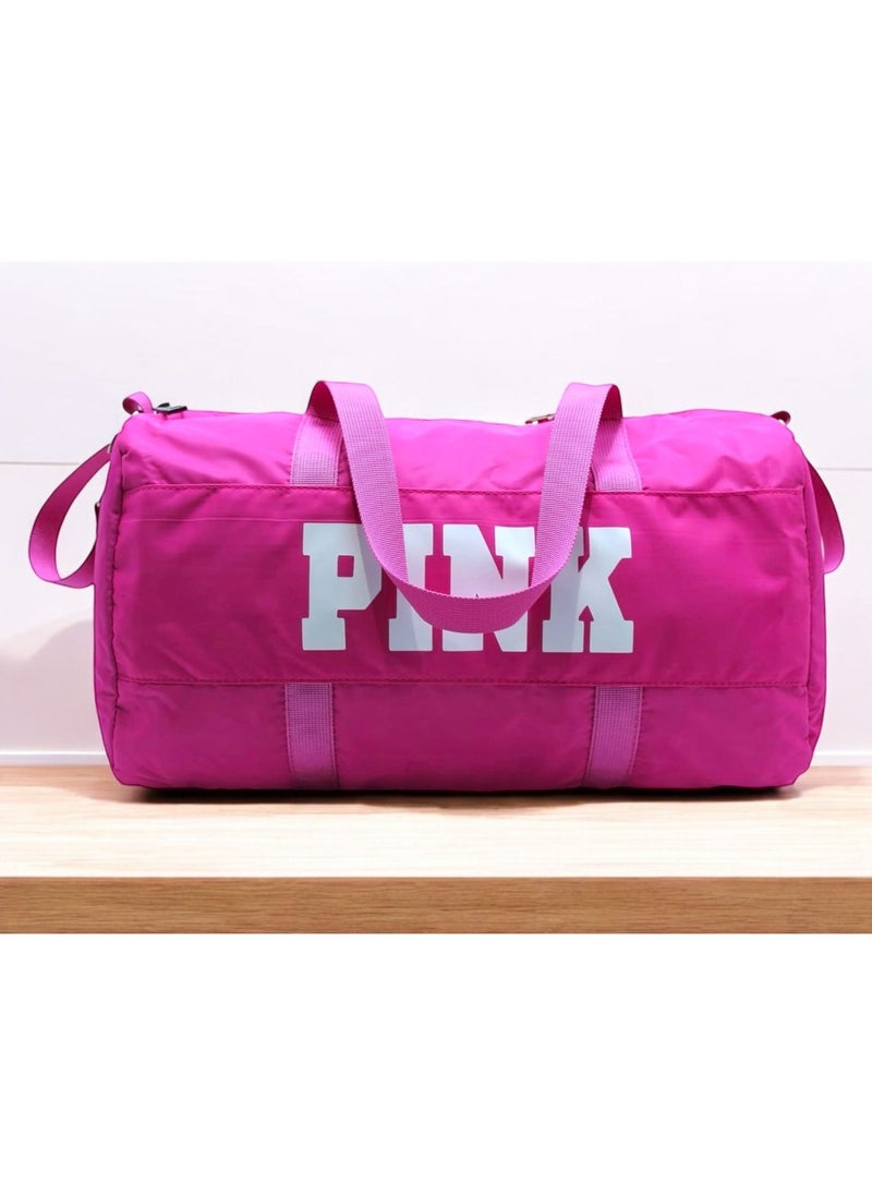 SportQ - Gym bag for women and men, a bag with the letters “Pink” pattern made of Oxford cloth, a large-capacity crossbody bag, a sports duffle bag, a shoulder bag for training, travel and yoga, by SportQ - Image 1
