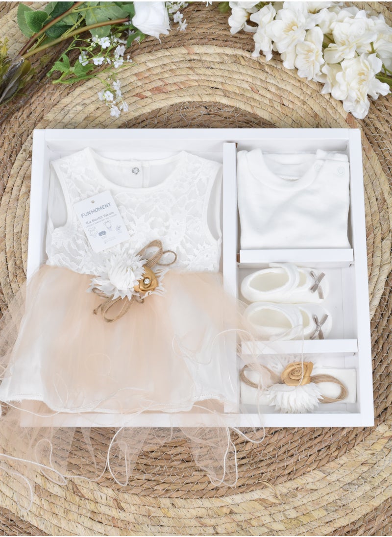 Newborn Dress with Gift Box 4 Pieces - pzsku/Z2A89D9534DBC6CA0CEC5Z/45/_/1729331218/1a4cb16e-3e21-4551-b3bd-0bfb681b1e9b