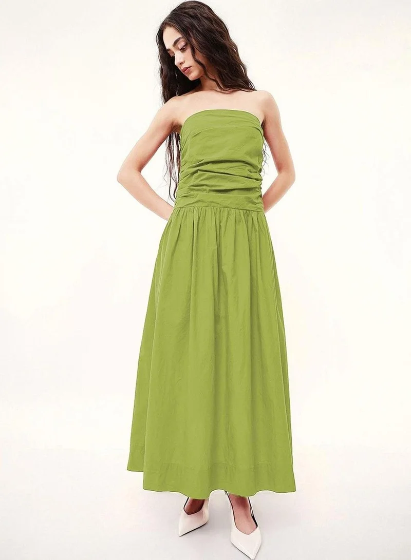 دينيس لينغو Women Green 100% Cotton Solid Midi Shift Fit And Flared Dress