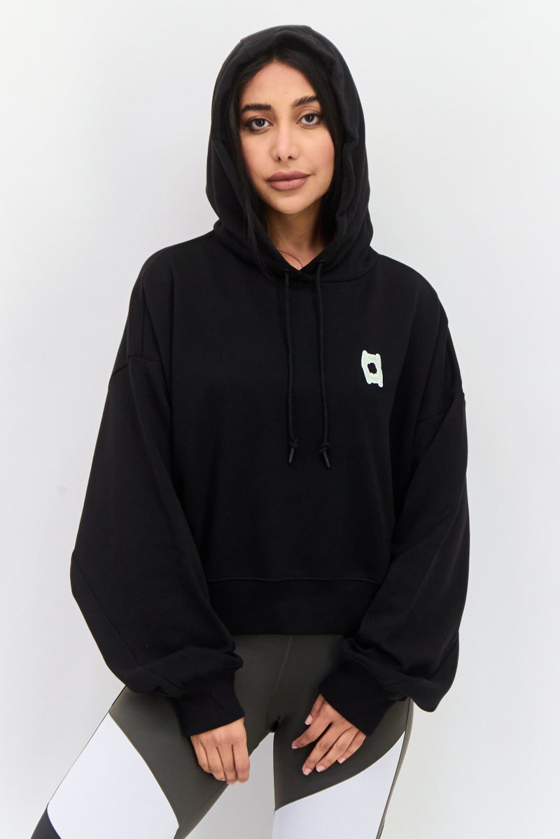 PUMA هودي رياضي نسائي بأكمام طويلة مناسب في الهواء الطلق، أسود - Image 1