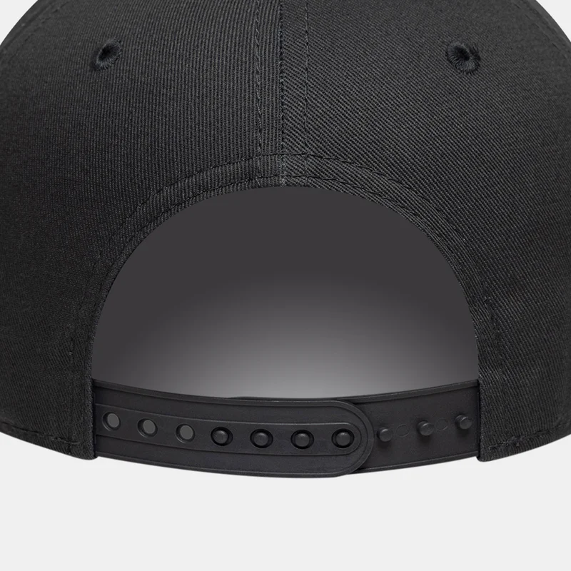 NEW ERA Men’s NBA Chicago Bulls Metallic 9FORTY E-Frame Cap