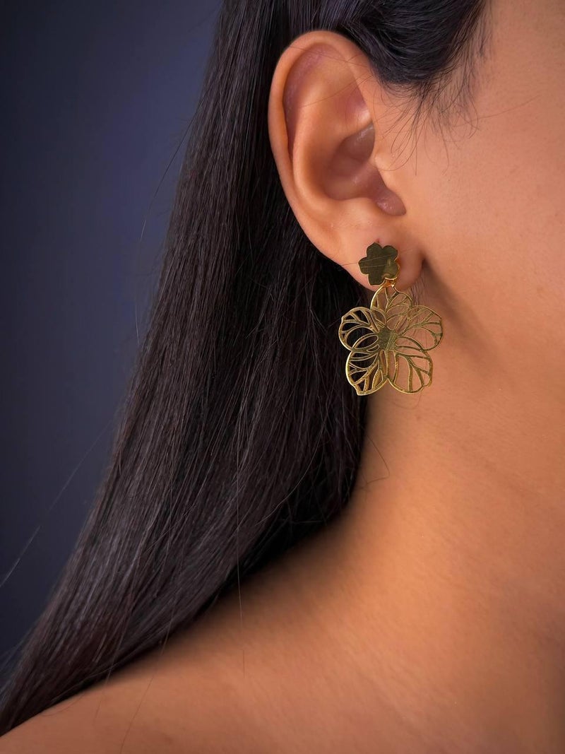 فلافي أقراط مزخرفة بالزهور