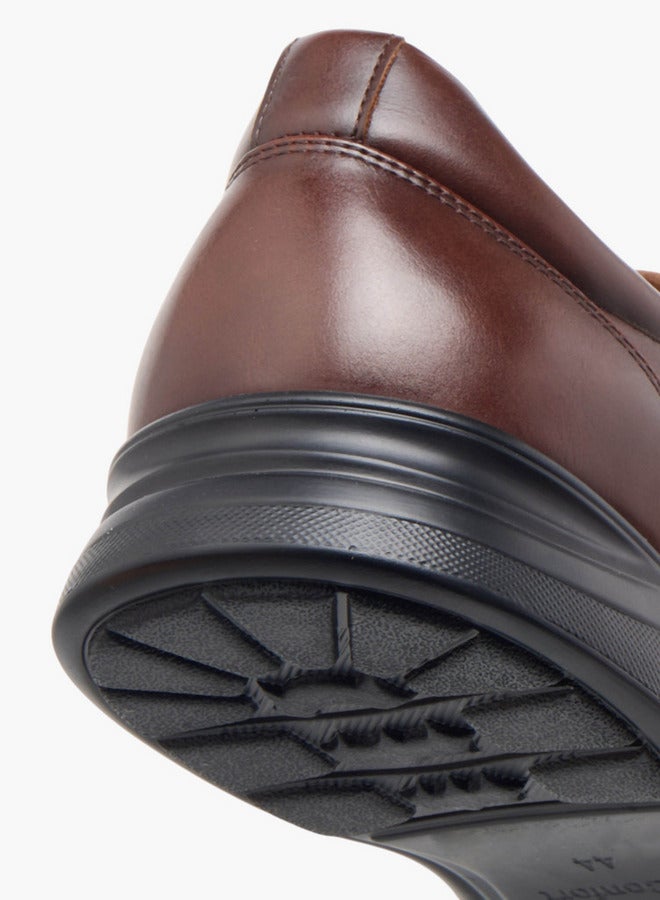 Le Confort Men's Textured Lace-Up Derby Shoes  - Image 5