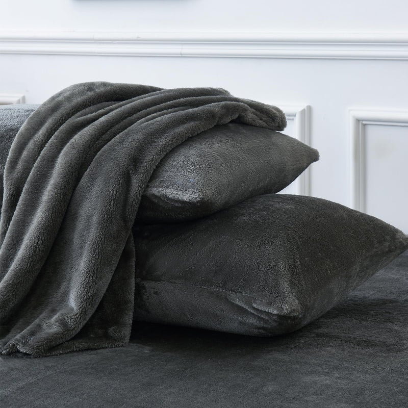 YIYEA Faux Fur Sheets Queen Size  Luxury Ultra Soft Fuzzy Fleece Bed Sheets Set  Fluffy Shaggy Sheets Plush Bedding for Fall and Winter  Cozy Warmth  No Shedding  4PC  Grey - Image 5