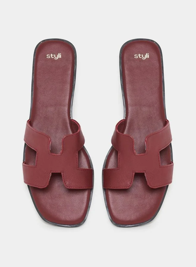 Styli Leather Look Cut-Out Detail Flat Sandals