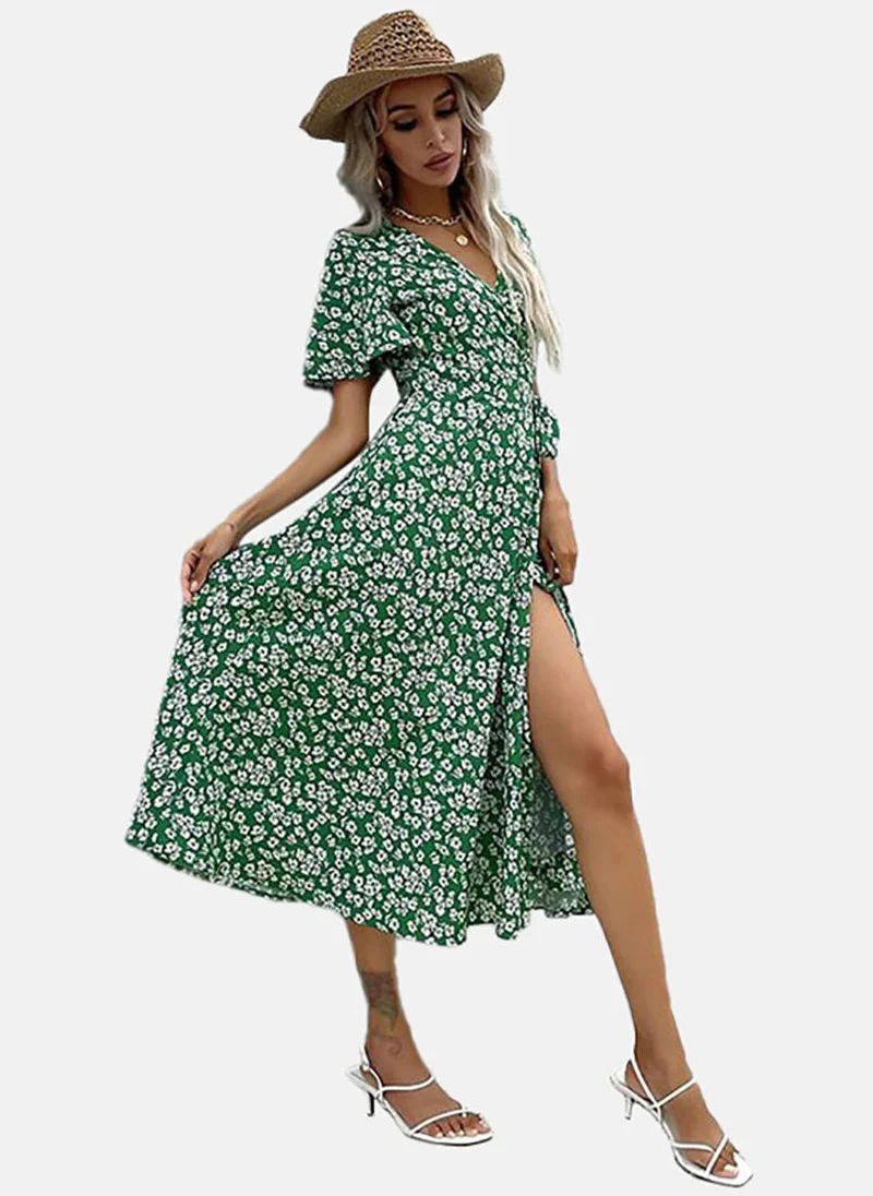 يونيكي Green Basic Floral V Neck Half Sleeve Dress