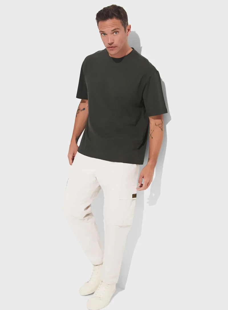 جون Essential Crew Neck T-Shirt