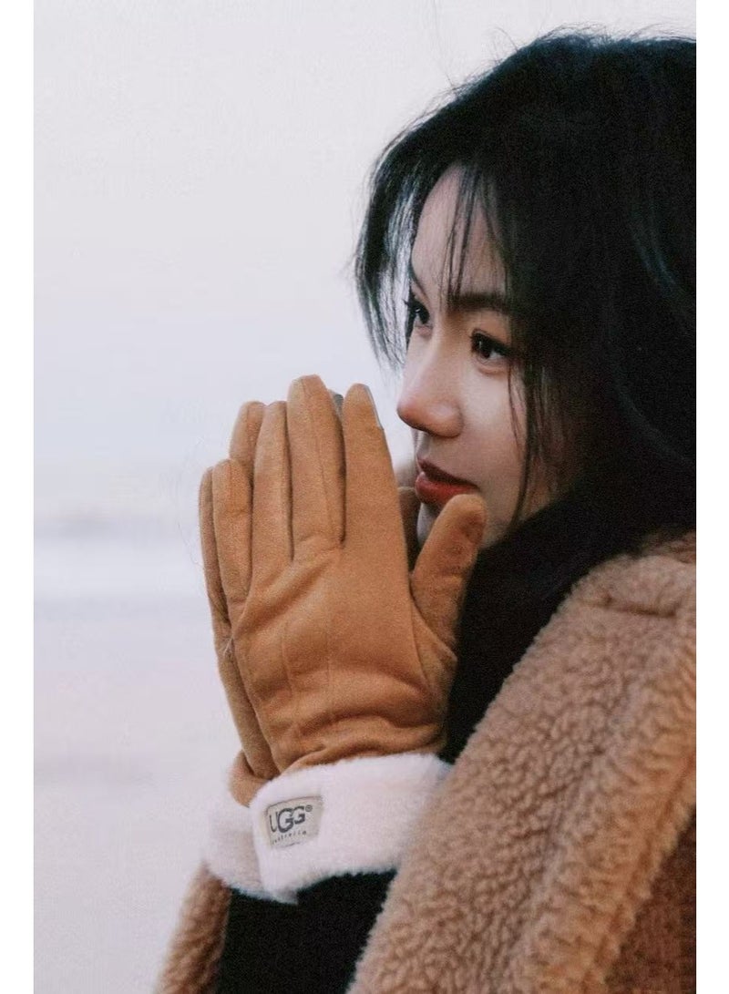 UGG brown plush gloves - Image 2