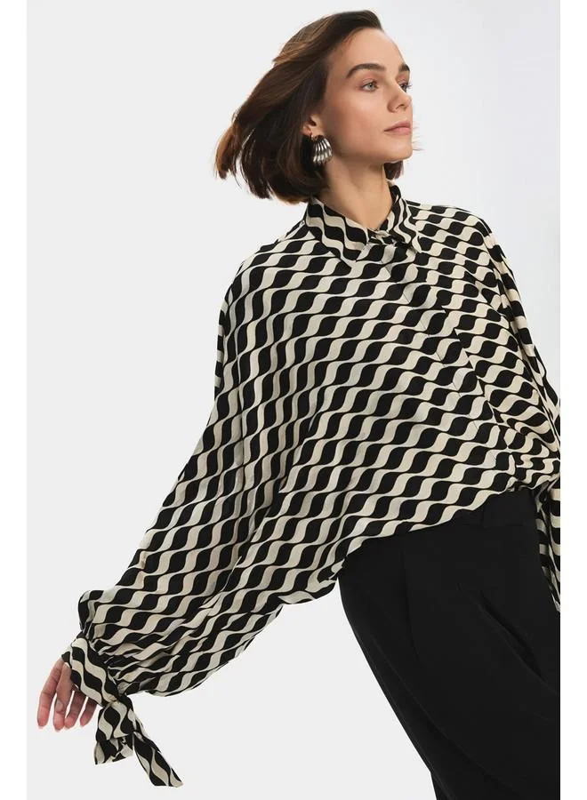 JUNE June Women Viscose Blend Oversize/Loose Fit Sleeves Self-Fited Shirt with Tie Detail Black