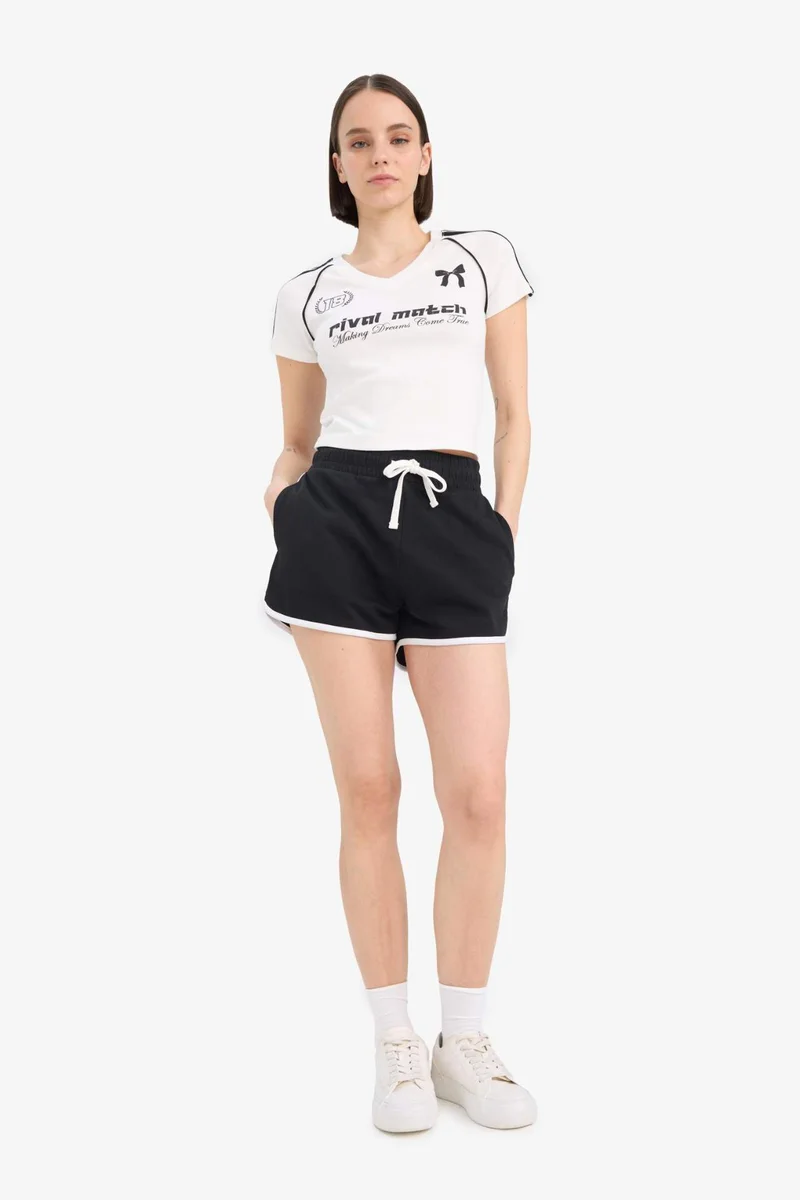 ديفاكتو Regular Fit Thick Sweatshirt Fabric Shorts