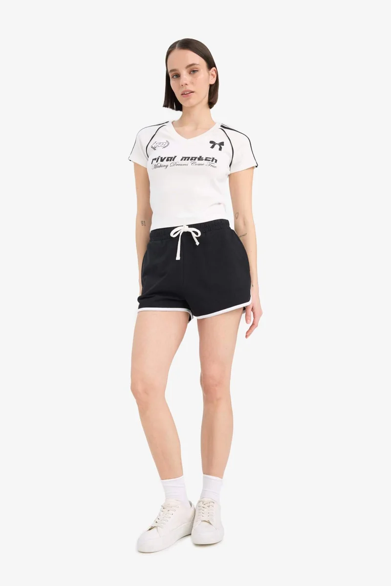 ديفاكتو Regular Fit Thick Sweatshirt Fabric Shorts
