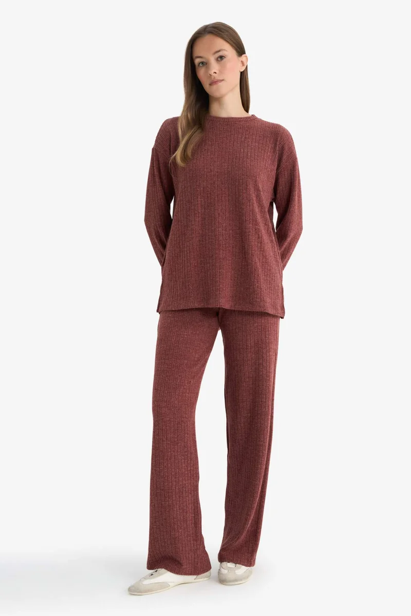 ديفاكتو Straight Fit Straight Leg Trousers