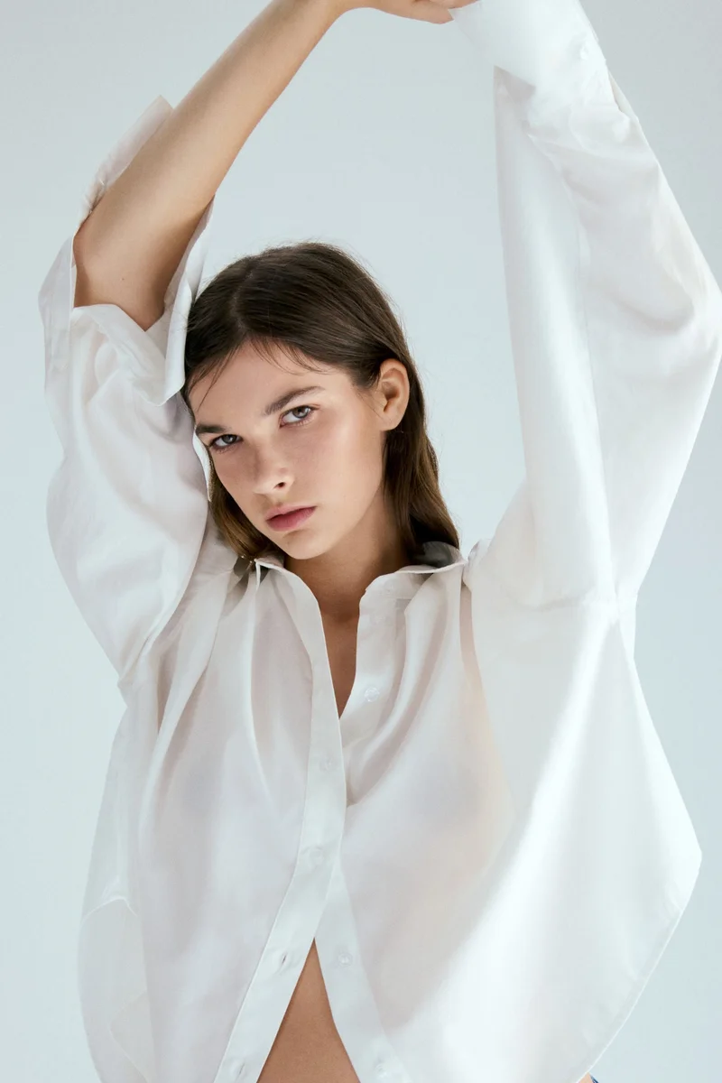 اتش اند ام قميص بقصّة واسعة