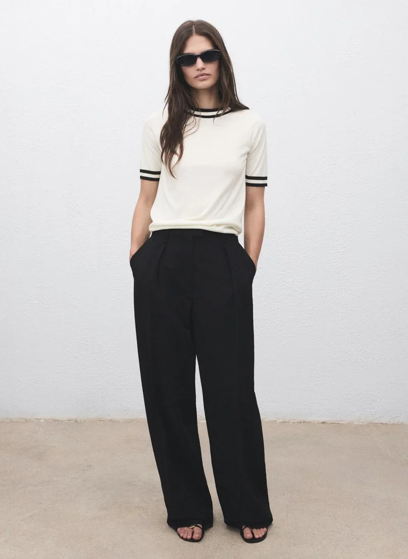 MANGO Short-sleeved sweater with contrasting stripes