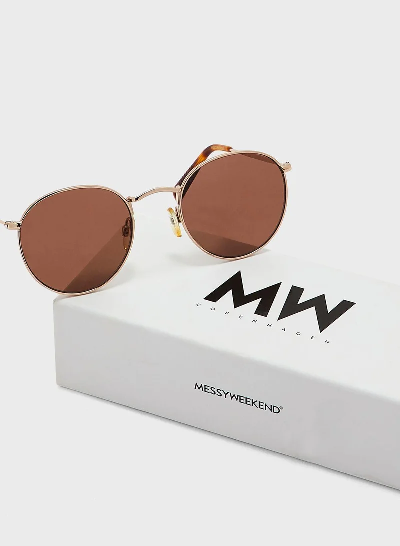 MESSYWEEKEND Lennon Shape Sunglasses