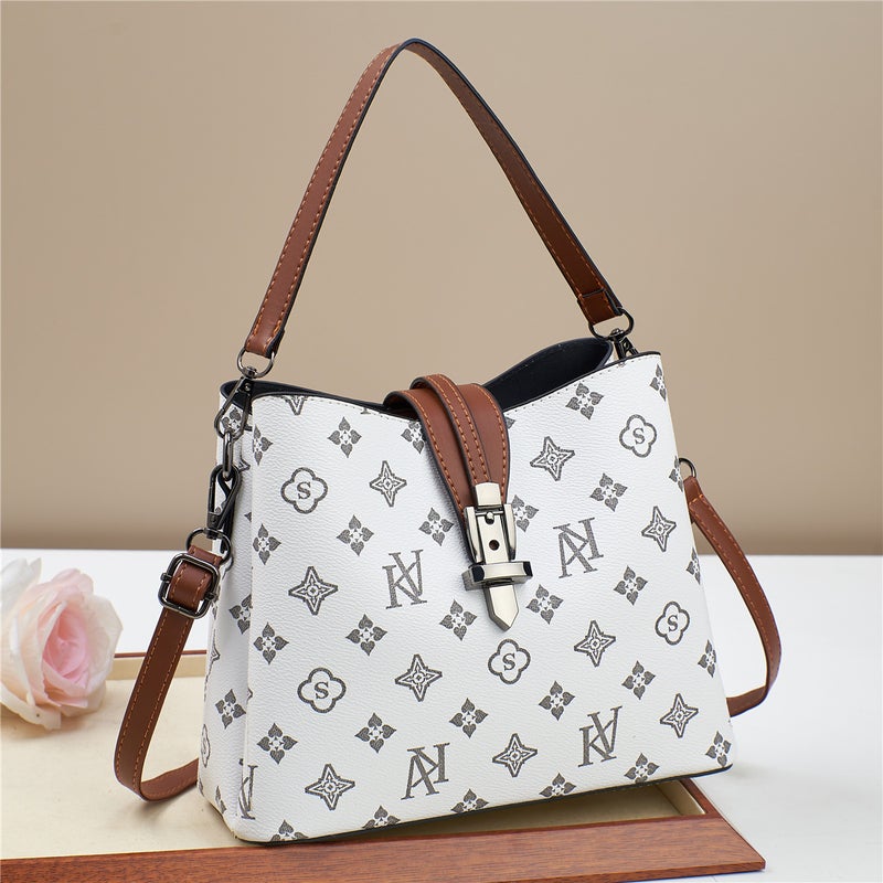 New Large Capacity Bag Simple Atmospheric Retro Fashion Handbag High-End All-Match Commuter Tote Bag - Image 1