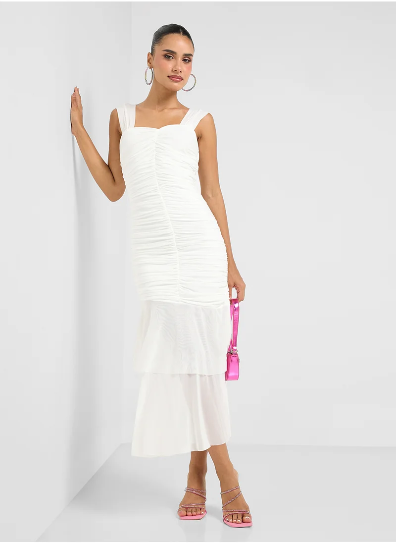 جينجر Strappy Ruched Bodycon Dress With Frill Detail