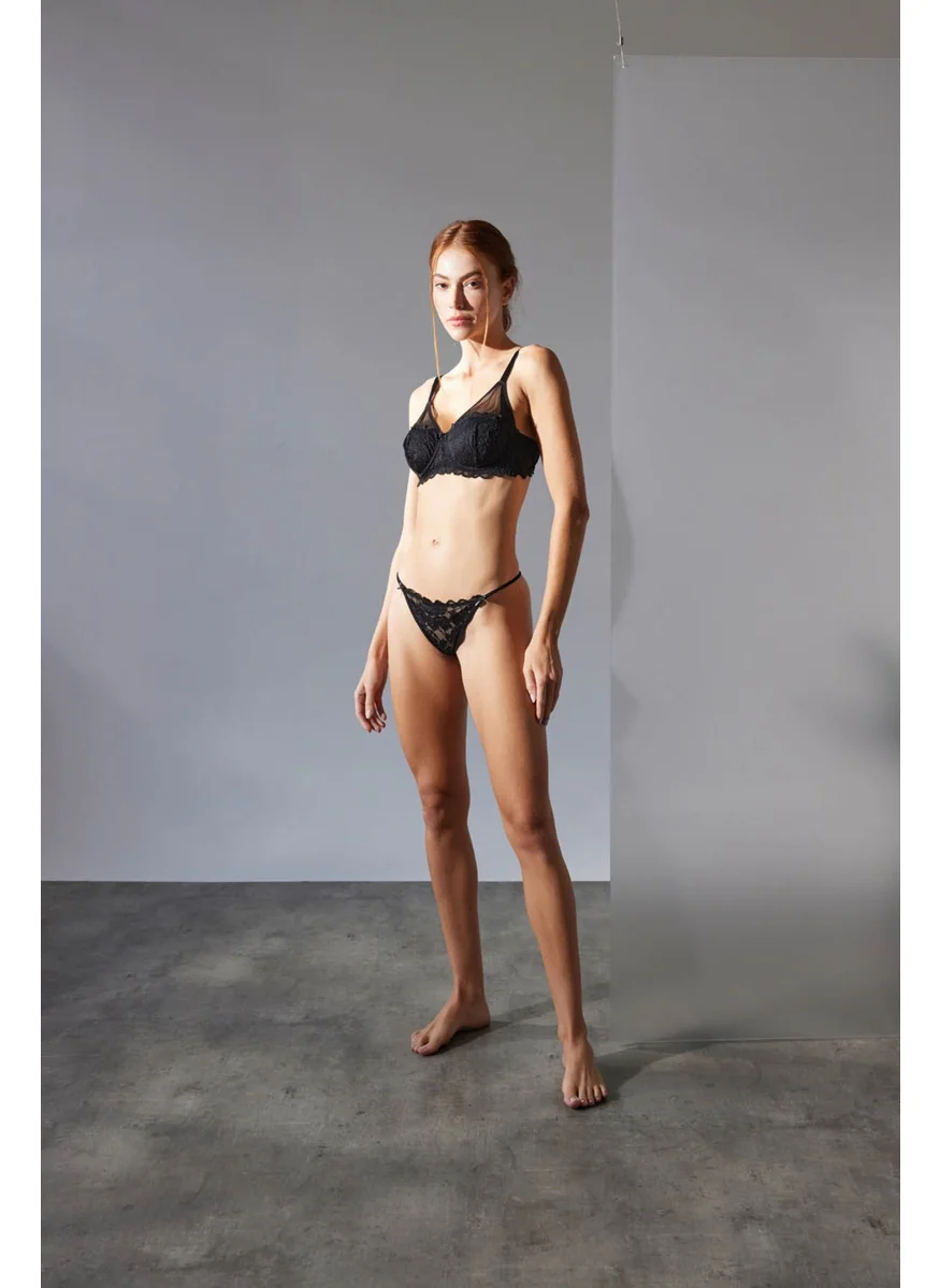 Hays Women's Lace Thong Panties