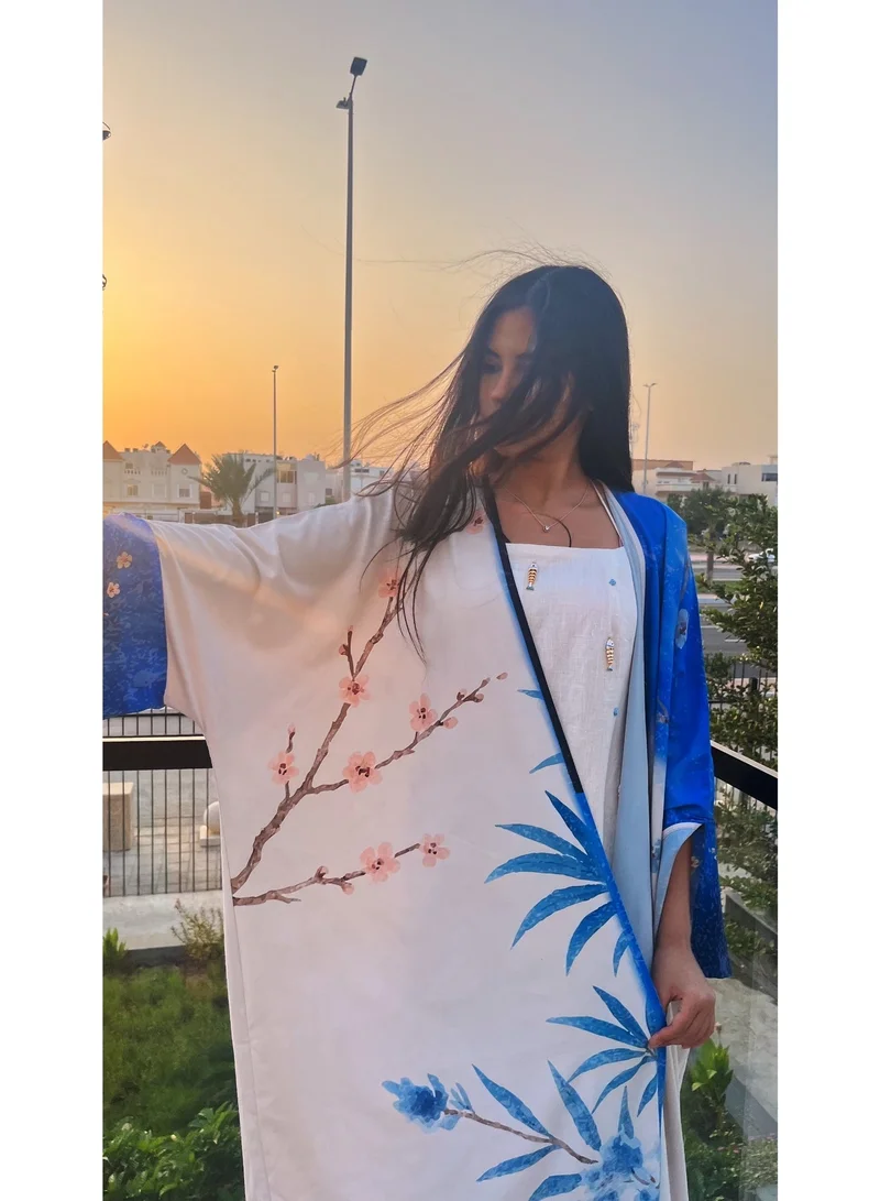 ذا انتايتيلد بروجكت فكرت باللون النيلي