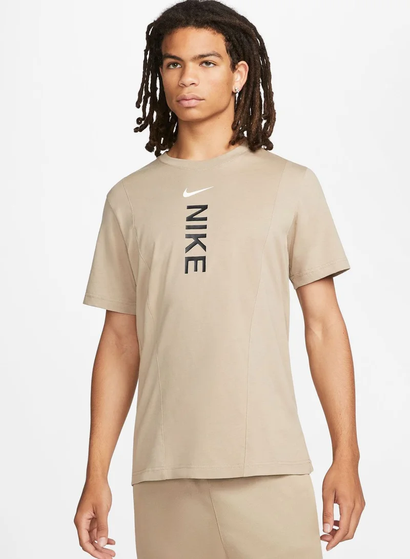 Nike Nsw T-Shirt