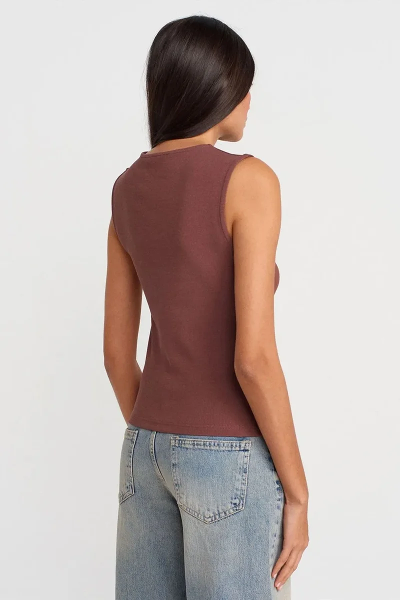 ديلفين DILVIN Ribbed Sleeveless Button-front Blouse