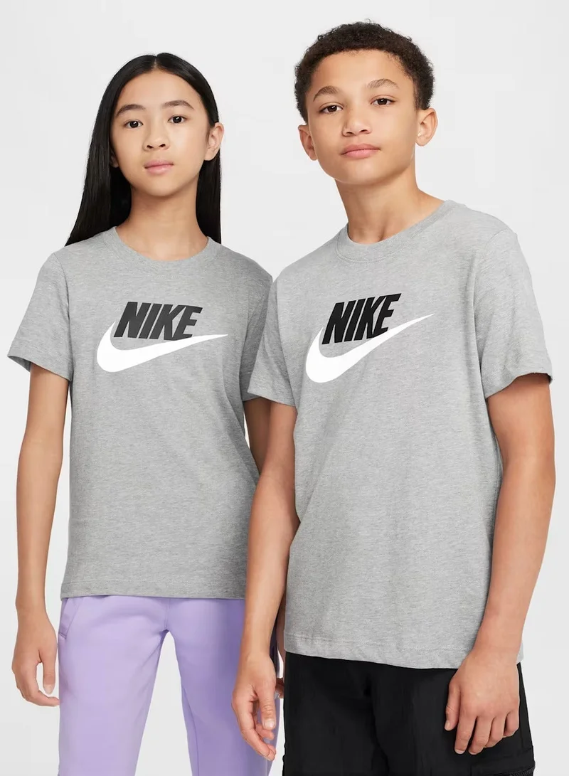 Nike Youth Nsw Futura T-Shirt