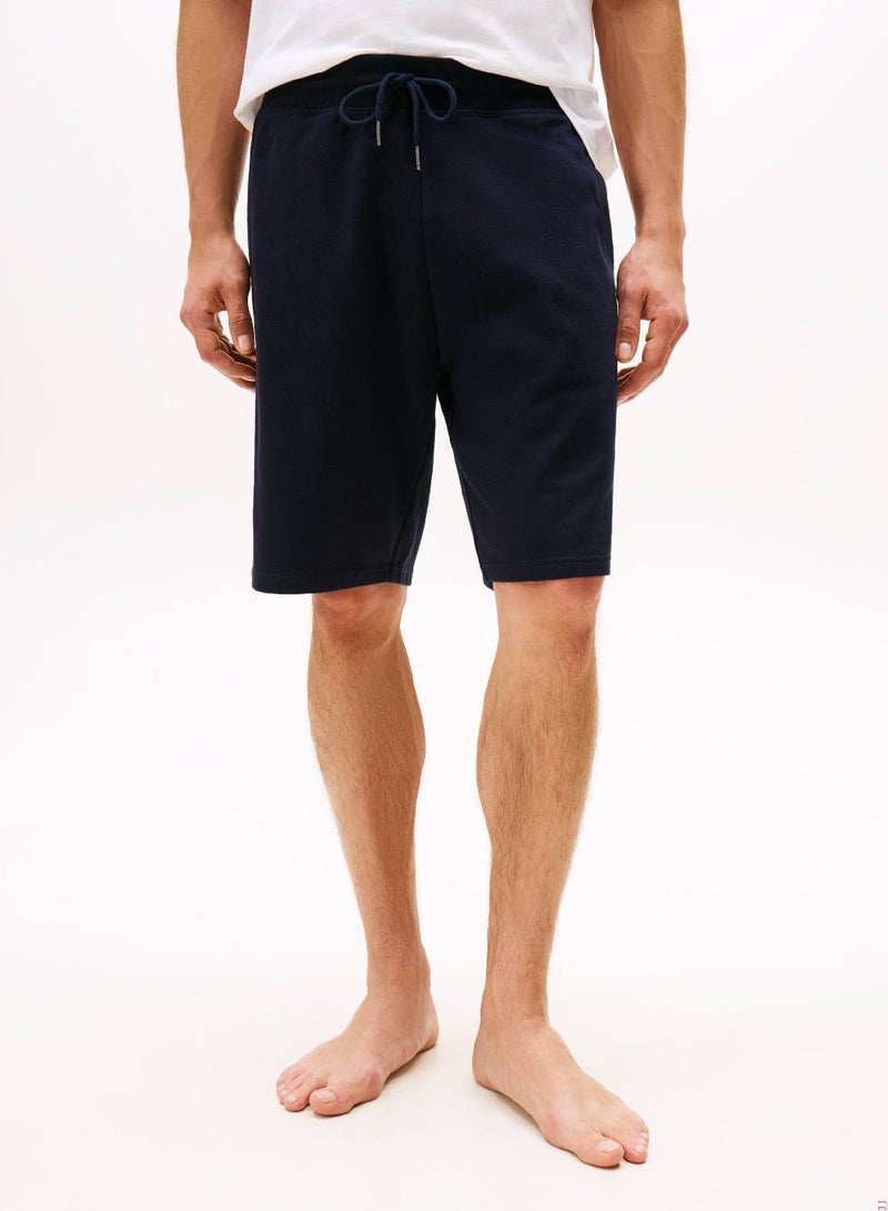 تومي هيلفيغر شورت منزلي بشعار - Image 3