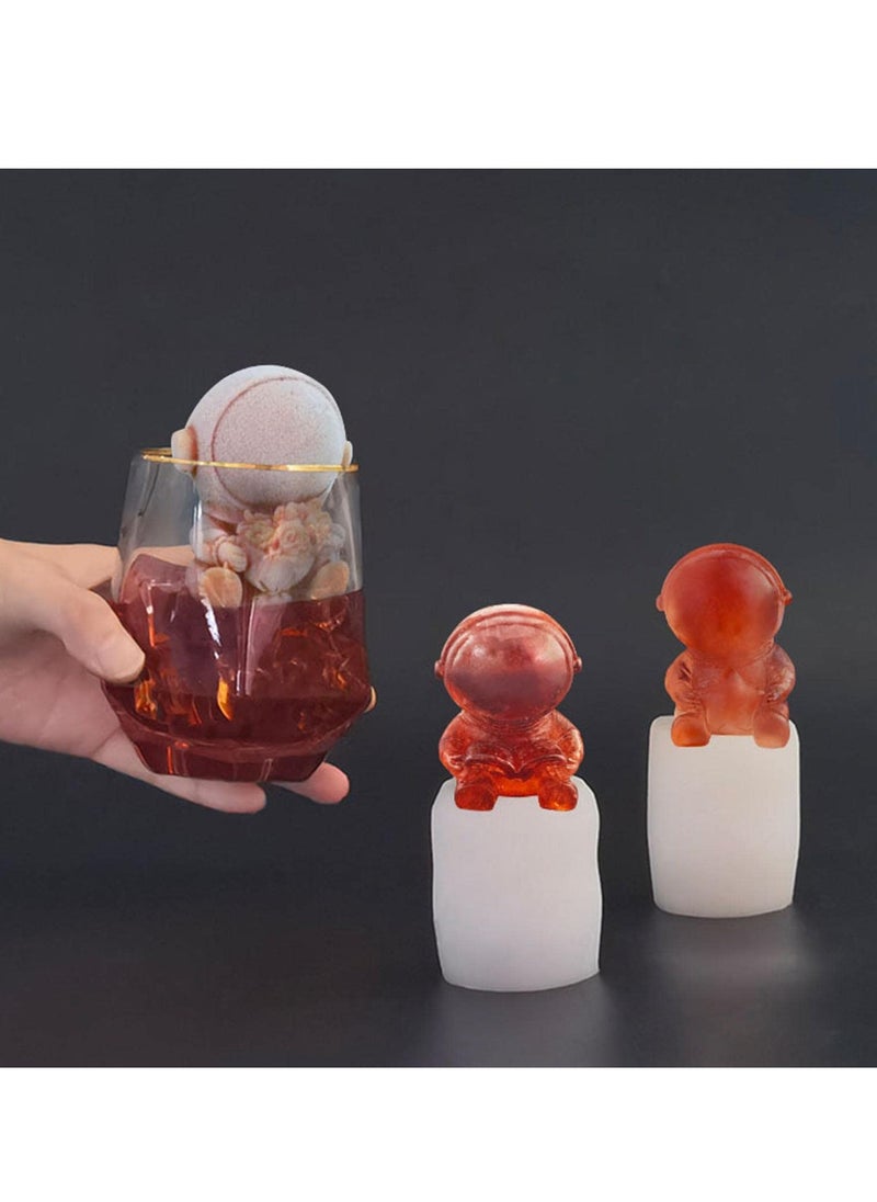 Arabest - 4-Pcs Astronaut Ice Cube Mold - Image 1