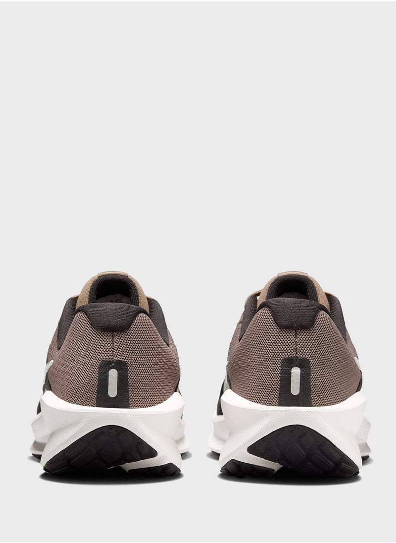 Nike Downshifter 13  - Image 4