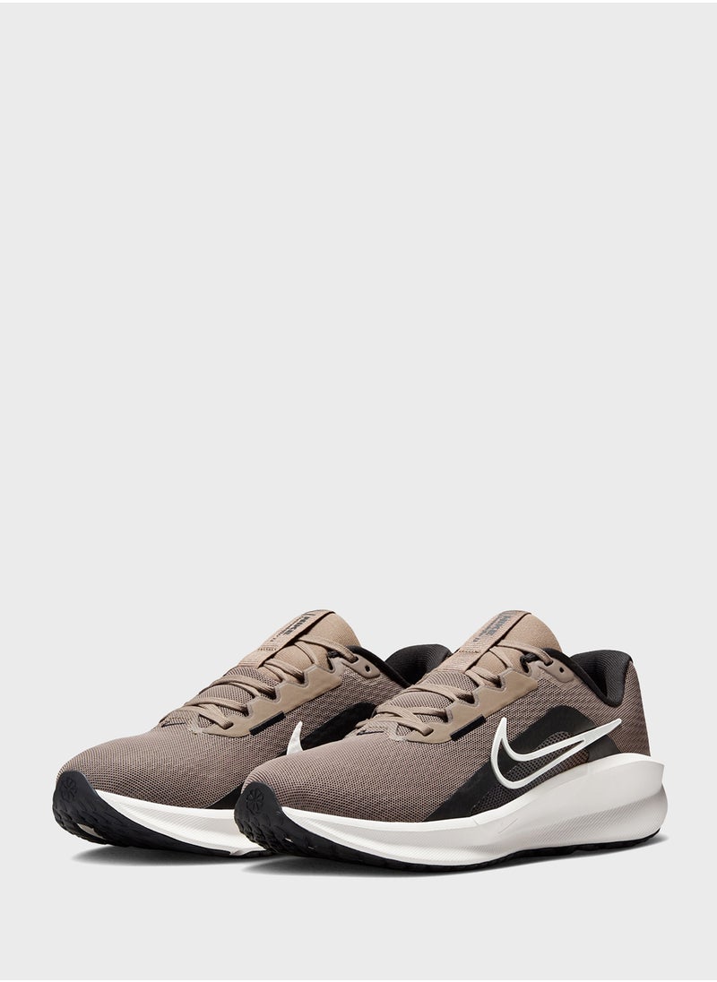 Nike Downshifter 13  - Image 3
