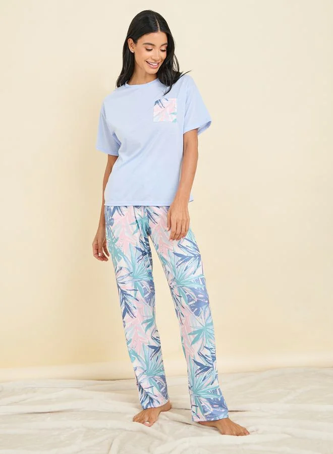 Styli Tropical Palm Pocket Print T-shirt and Pyjama Set